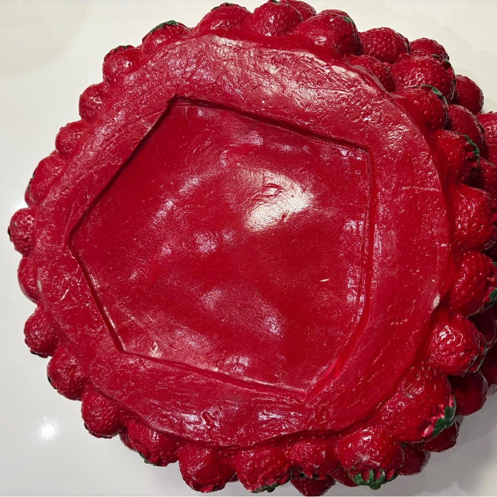Strawberry Shaped Decorative Bowl Vintage - Picture 3 of 5